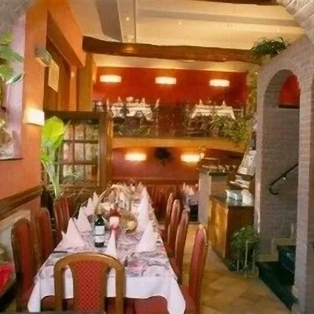 Il Castellino فندق شو فونتان